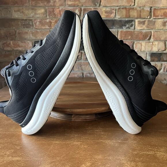 Saucony Triumph 23 Black Road Running Cushion Shoes Sneakers Men's 11.5 Wide - Picture 8 of 16